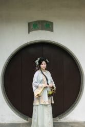 -一揽芳华汉服旗袍体验馆(拙政园店)