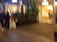 -邊城書店