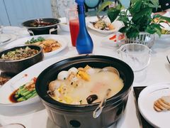 -沪华海鲜大酒楼(南汇店)
