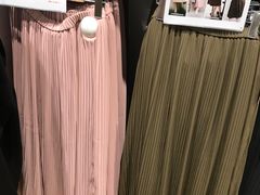 -优衣库(上海虹口龙之梦店)