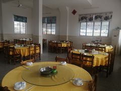 大堂-六叔农家餐馆