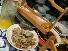 -卢大鲜鱼头捞饭(美利广场店)