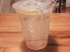 -红小姐咖啡馆(西津渡店)