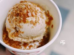 麻酱糖饼口味冰淇淋-喜茶(北京三里屯太古里店)