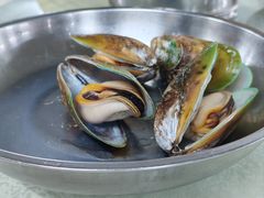 -辉记虾塘海鲜农庄