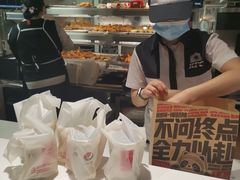 -肯德基(春申店)