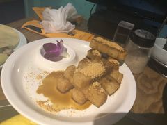 -三人行骨头王火锅(长寿店)