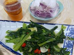 -尕有炕锅烤羊肉