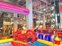 -嗨翻Hi-Fun竞技主题乐园·蹦床亲子生日轰趴(国光1937店)