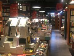 -西西弗书店＆矢量咖啡(花园城店)