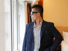 -深圳富苑皇冠假日套房酒店