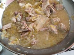 -一口猪海鲜浑锅·东北家常菜