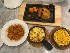 -必胜客(WOW南雄店)