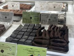 -VENCHI 闻绮(北京国贸商城店)