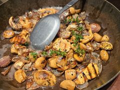 黑松露牛肝菌-四季民福烤鸭店(外滩外白渡桥店)