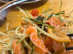 捞汁三文鱼面-小森师傅(宝安大仟里店)