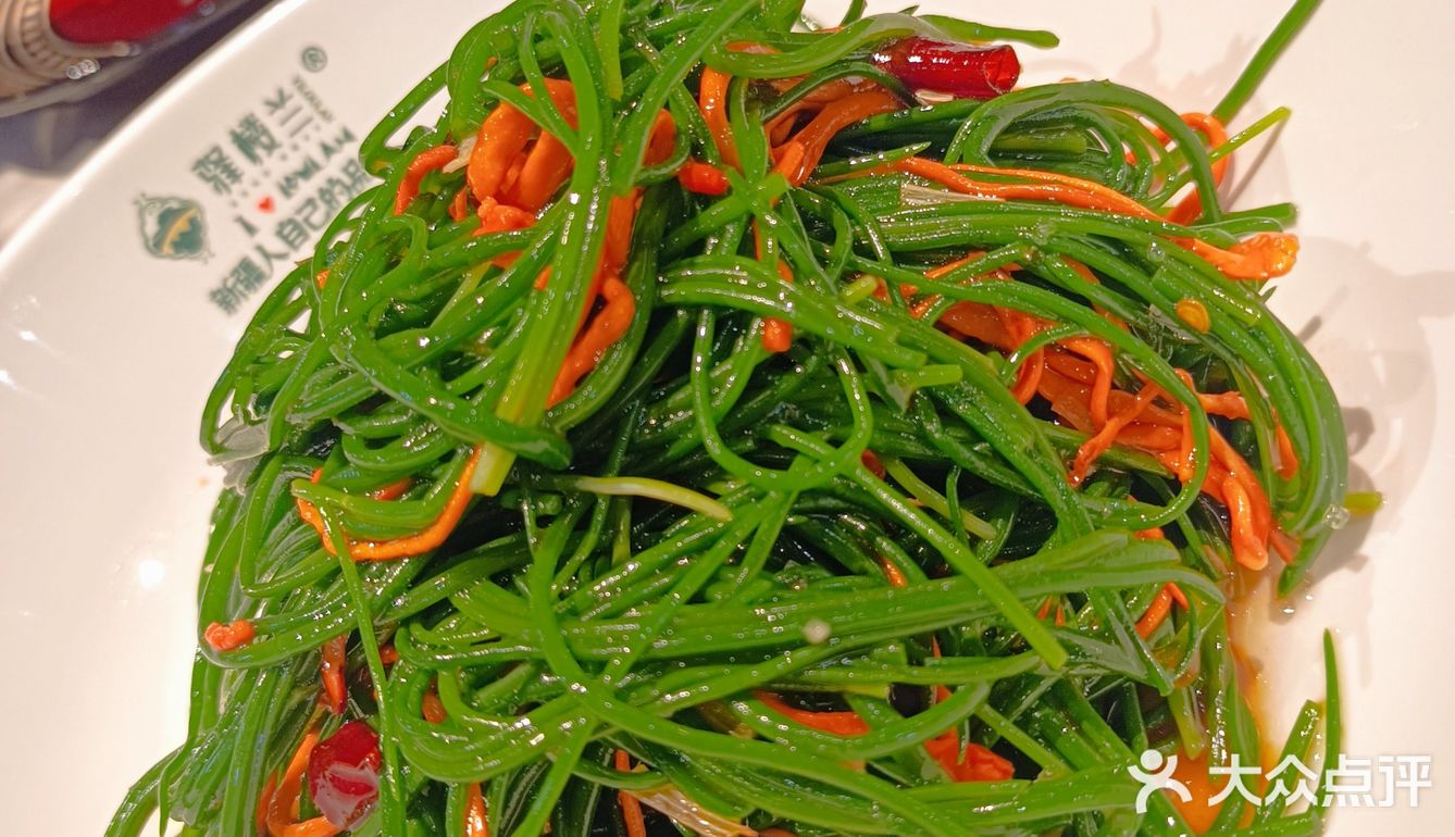 沉浸式吃吃吃，哈密最好吃的新疆菜[呲牙]