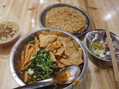 -柳州肥姨妈大骨螺蛳粉(江宁万达店)