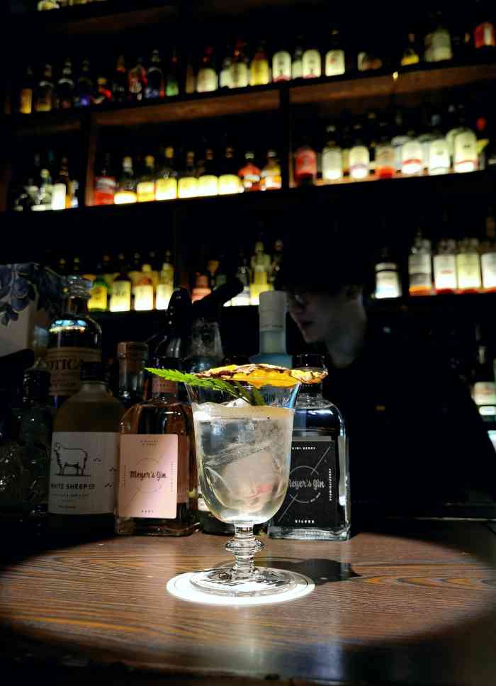 the winston bar(世茂国际广场店)-"与同事相约于此,本着下班放松的