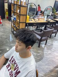 -藤野造型·专业烫染店