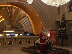 -碧中海汤泉汗蒸酒店