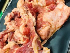 -啊美丽炭火烤肉(滑翔一店)