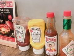 -HIGH FIVE哈福手工汉堡(桂林路店)