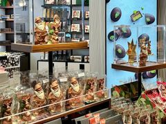 -Laderach 莱德拉(上海环贸iapm店)