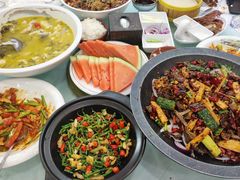 -大鸭梨烤鸭店(金顶街店)