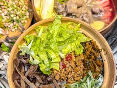 -阿山卓·野生菌火锅·纳西火塘烤肉