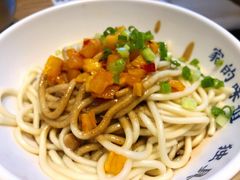 武汉热干面-文叔·湖北名小吃·小龙虾(华强北店)