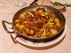 铜盆榨菜蒸牛肉-囍凤楼·粤菜·点心·火锅(温特莱店)