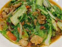 -乡村馕坑肉·烧烤·新疆菜·本地人更爱吃(阿勒泰首店)