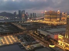 -影汇之星8字形摩天轮