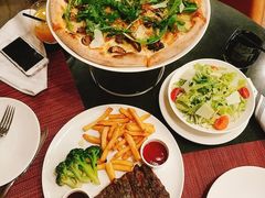 -WOLFGANG PUCK KITCHEN & BAR(迪士尼小镇店)