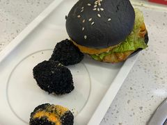 -龍歌自助小火锅(市北CBD万达店)