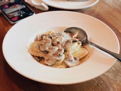 意式菠菜芝士饺配奶油蘑菇酱-La Tavernetta(Bar à Vin)(乌鲁木齐路店)