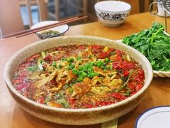 -石磨豆花家常菜·牦牛排土火锅