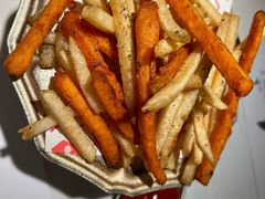 -春树下·树屋花房西餐厅(罍街AS1980店)