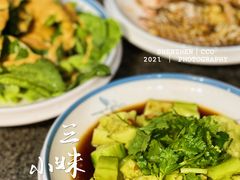 凉拌黄瓜-三妹小龙虾·黄油蟹(华侨城总店)