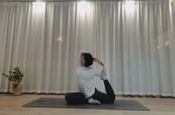 -元泉瑜伽培训学院