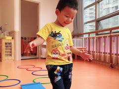 -小门牙好性格托育(北外滩中心)