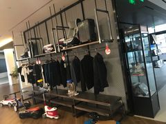 -宁波宝信宝马4S店(江北日湖店)