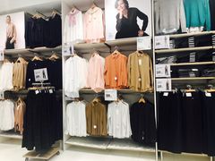 -优衣库(威海威高购物中心店)