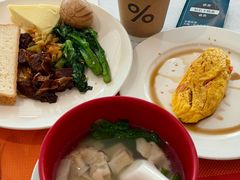 -深圳富苑皇冠假日套房酒店