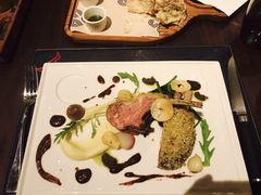 -恰餐厅及酒吧 CHAR Bar & Grill (北京丽都皇冠假日店)