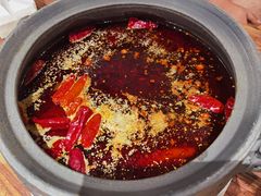 -郑记·古法黑砂锅串串(龙泉店)