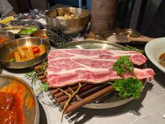 -草家酱蟹炭火烤肉店(珲春南路一店)