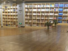 -新华书店(解放路店)