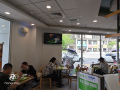 大堂-老乡鸡(肥东店忠路润和尚品店)